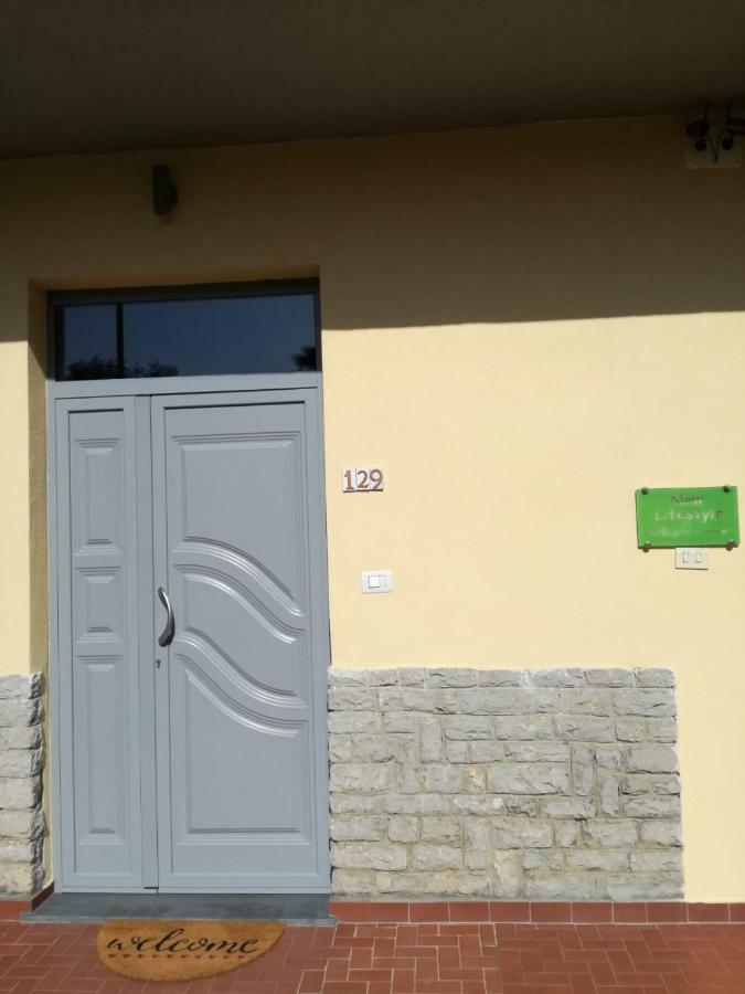 Affittacamere New Lifestyle Alberoro Bagian luar foto